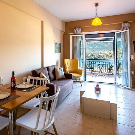 Antigone * アルゴストリオン